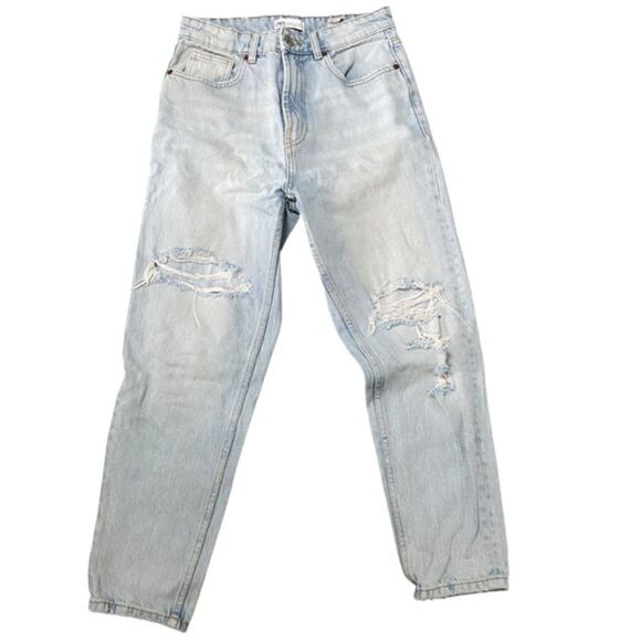 Zara Lightwash Boyfriend Distressed Straight Leg Mom Jeans Size 6 - Picture 1 of 9